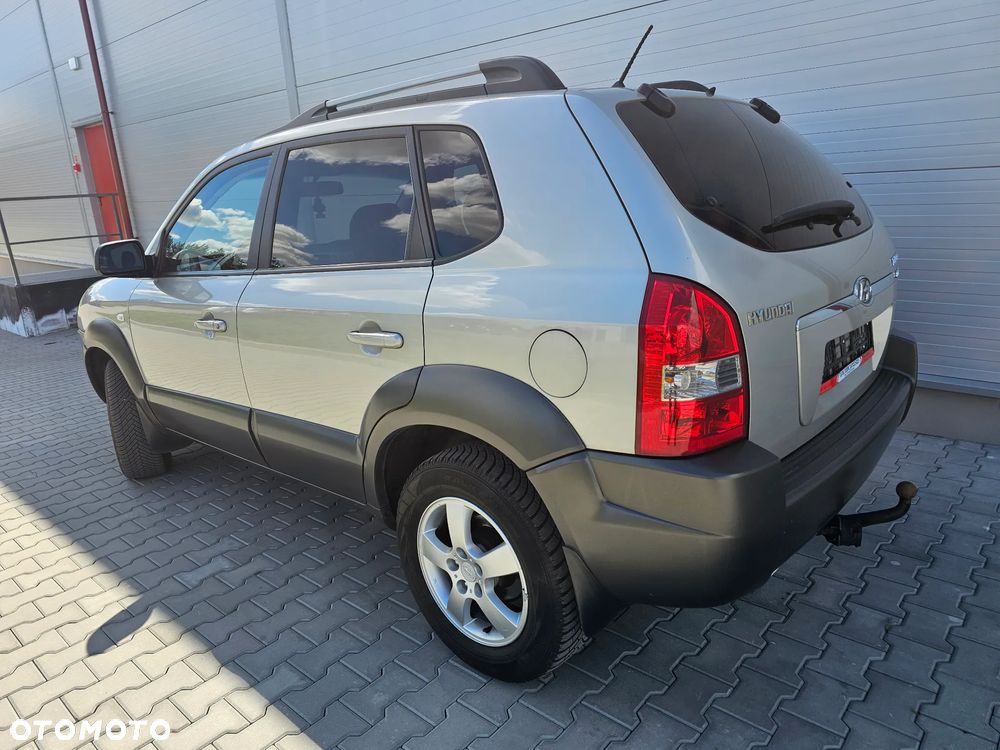 Hyundai Tucson 2.0 CRDi VGT 2WD Automatik GLS - 4