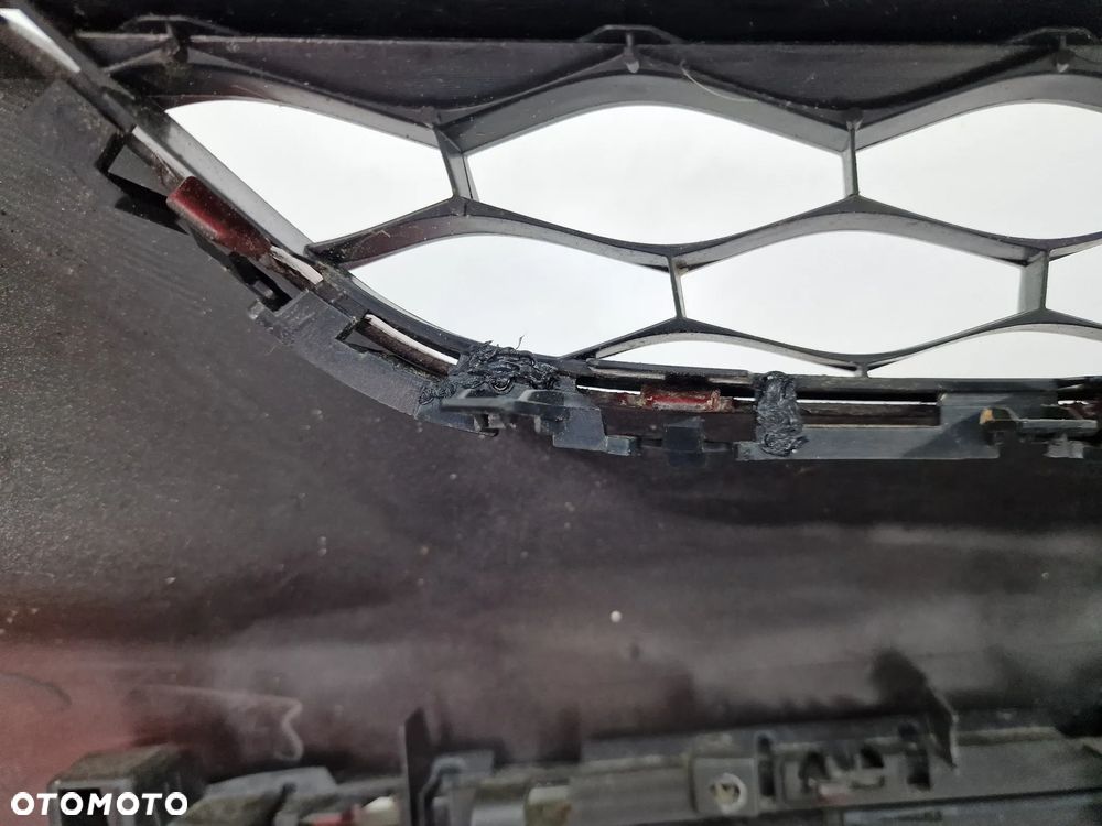 MAZDA CX7 CX-7 LIFT 09- ZDERZAK PRZEDNI PRZÓD NA SPRYSKI + ATRAPA + KRATKA ŚRODKOWA , NR EH44-50031 , NR AUKCJI NZ1055 - 33