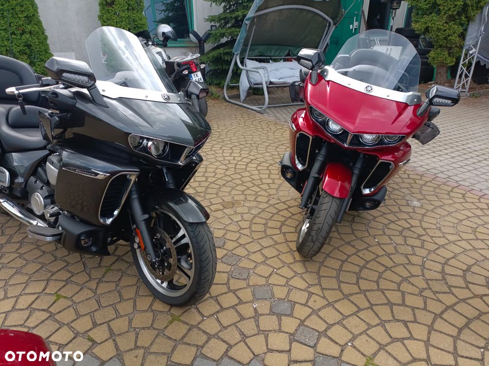 Yamaha Venture - 10