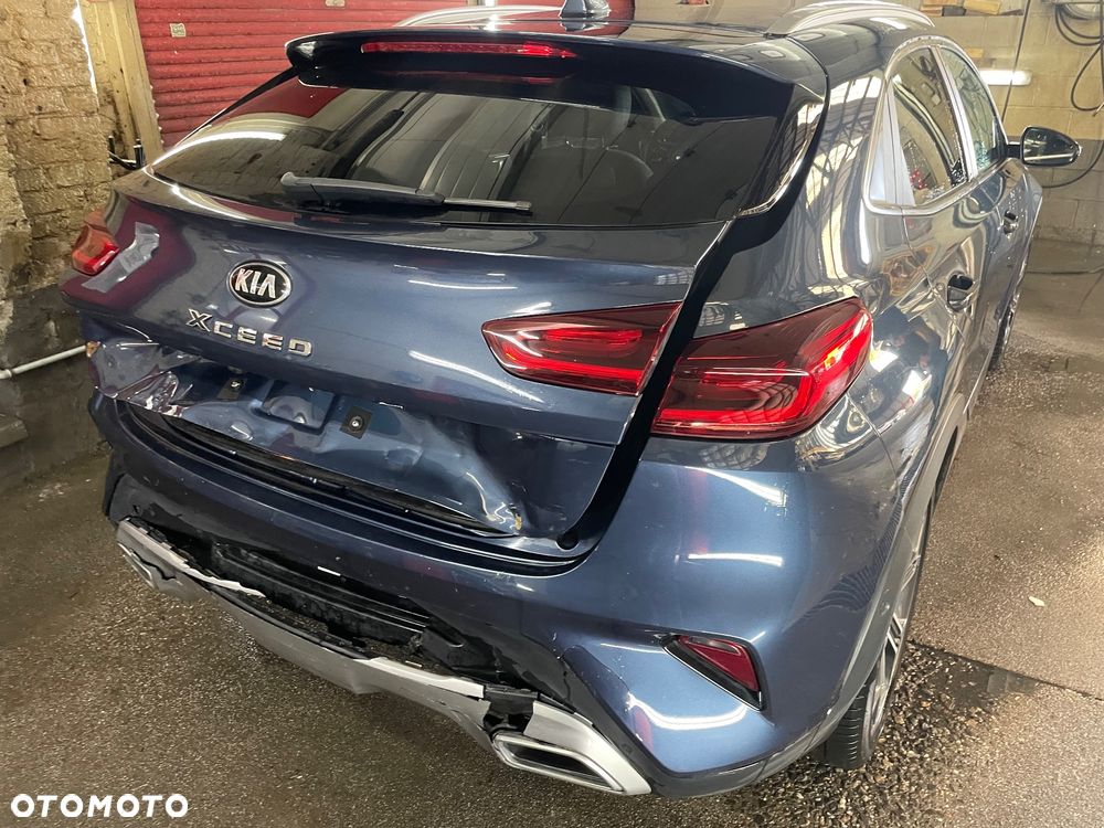 Kia XCeed - 4