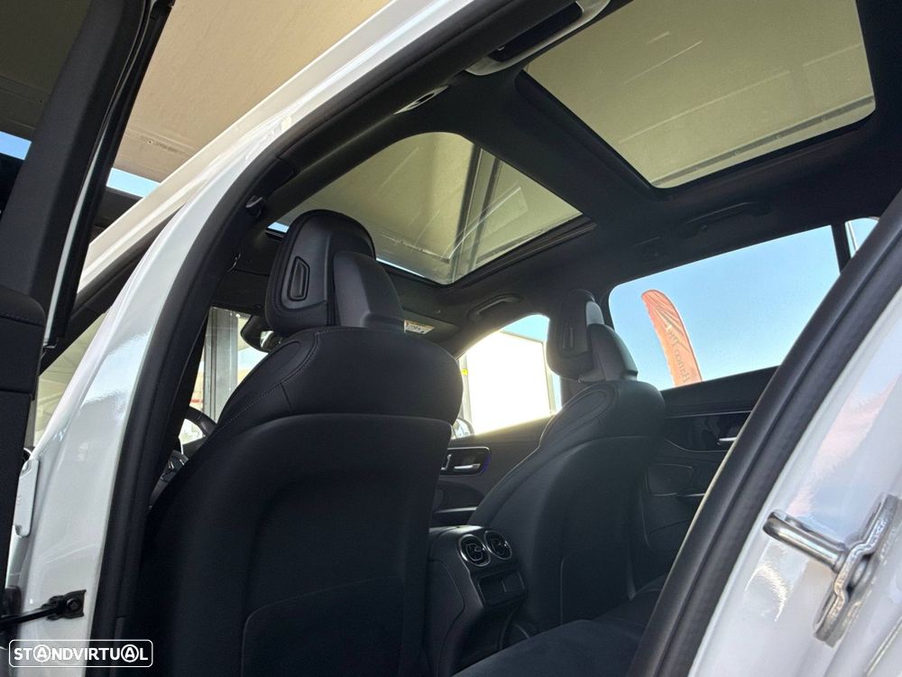 Mercedes-Benz C 300 e 9G-TRONIC Edition AMG Line - 36