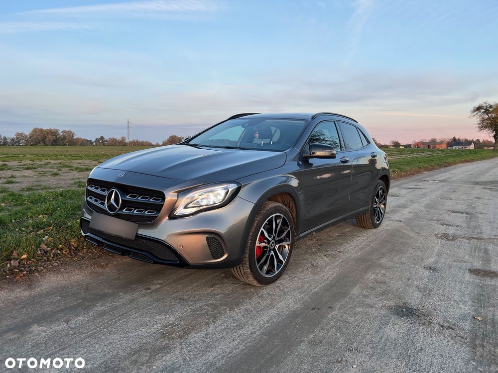 Mercedes-Benz GLA 200 d 7G-DCT - 2