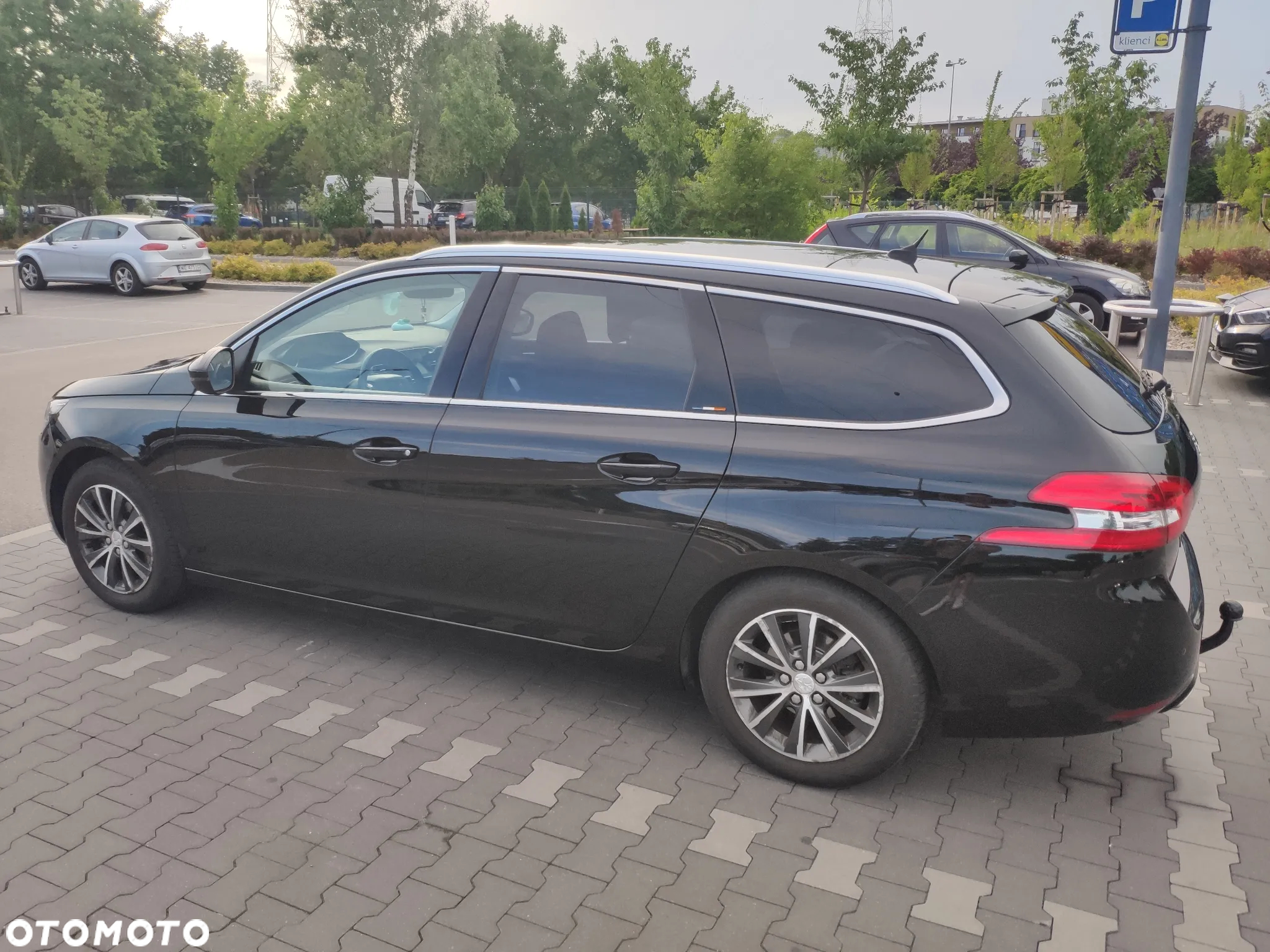 Peugeot 308 1.2 PureTech Allure S&S - 6