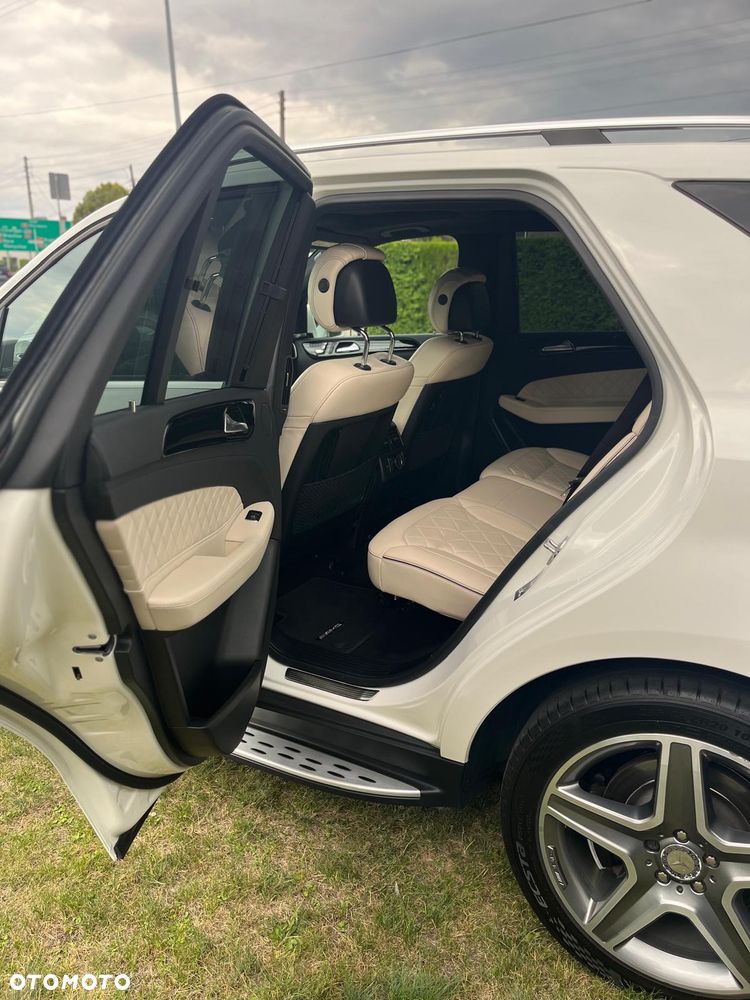 Mercedes-Benz GLE - 27