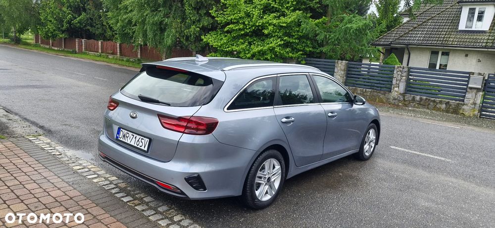 Kia Ceed 1.0 T-GDI L Business Line Plus - 4