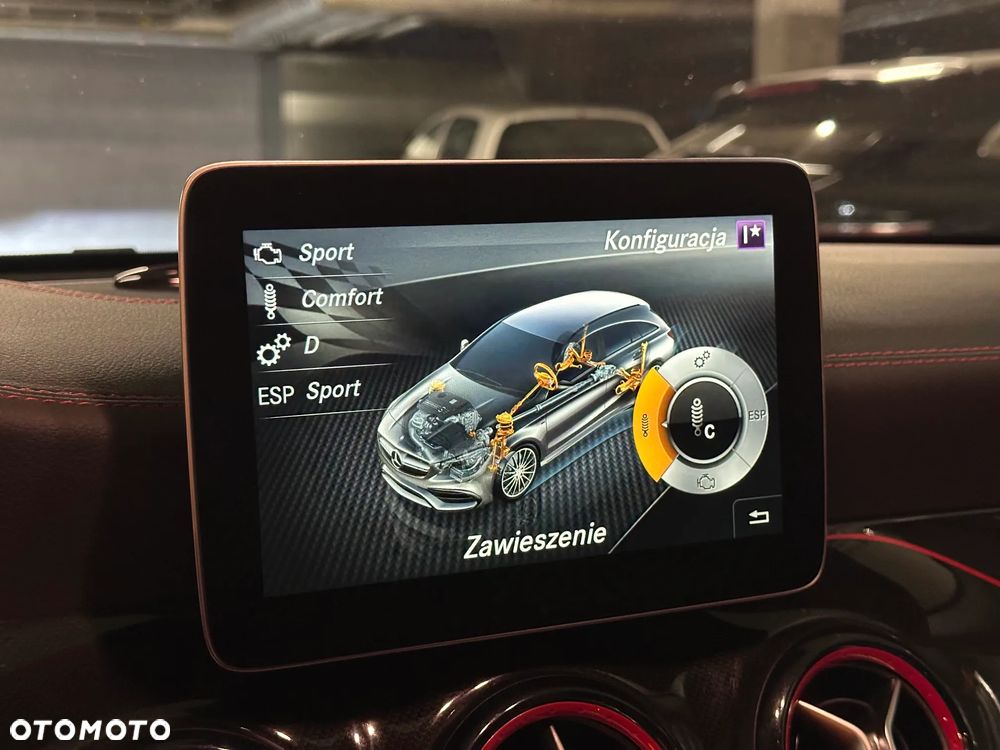 Mercedes-Benz CLA - 32