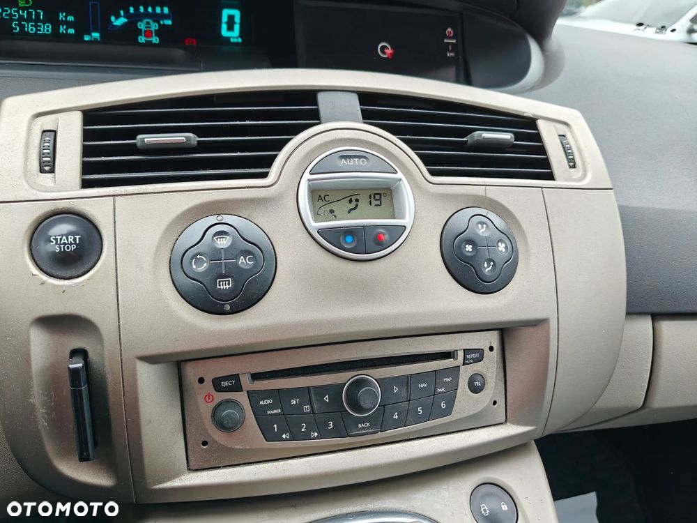 Renault Scenic 1.9 dCi Expression - 22