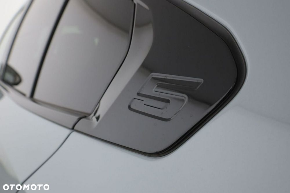 BMW Seria 5 530e PHEV M Sport - 35