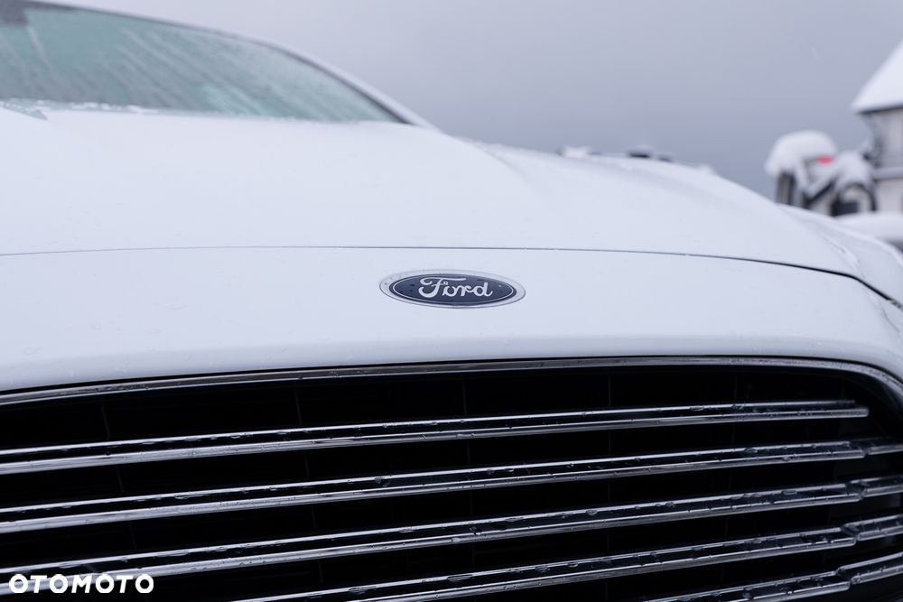 Ford Mondeo 2.0 TDCi Titanium PowerShift - 36