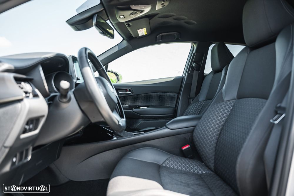 Toyota C-HR - 15