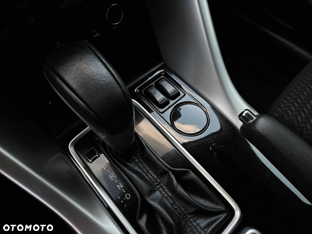 Mitsubishi Eclipse Cross 1.5 T-MIVEC (ClearTec) CVT 2WD Active - 32