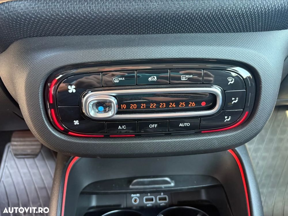 Smart Fortwo 60 kW electric drive - 9