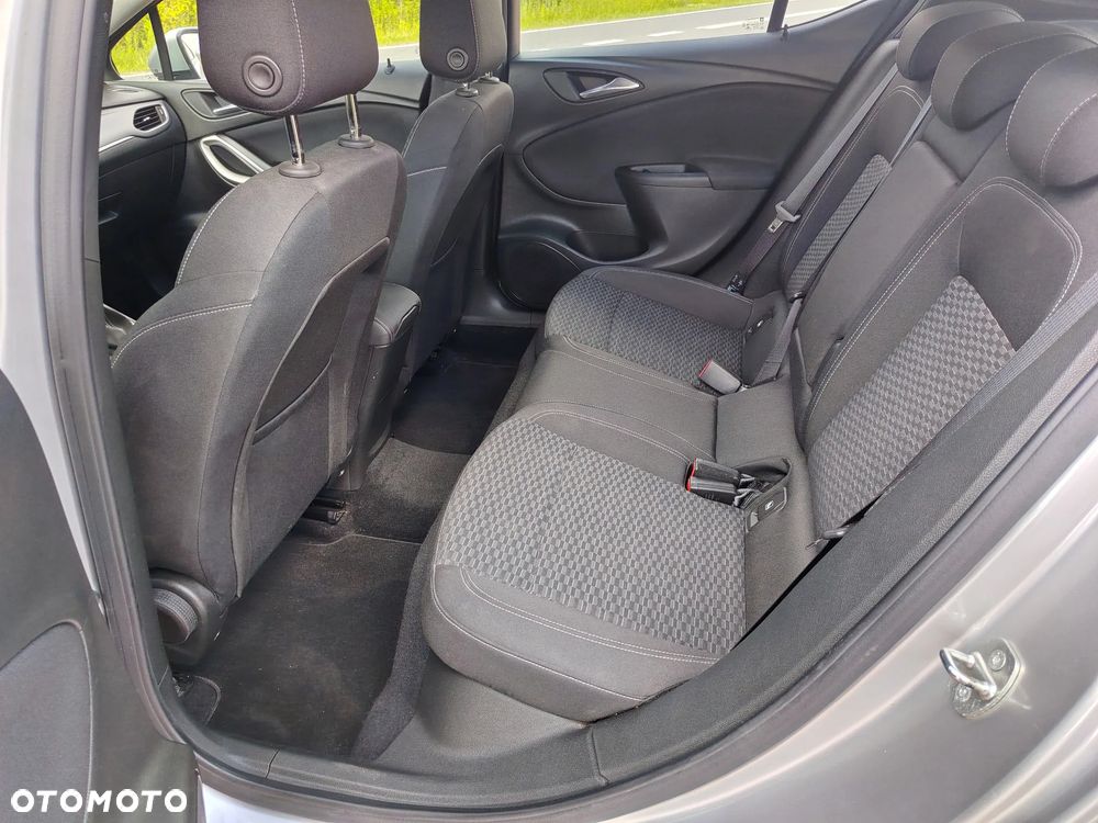 Opel Astra - 25