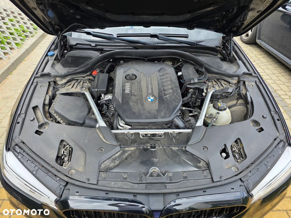 BMW Seria 5 540d xDrive - 16