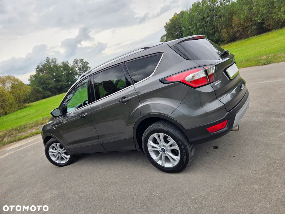 Ford Kuga - 9