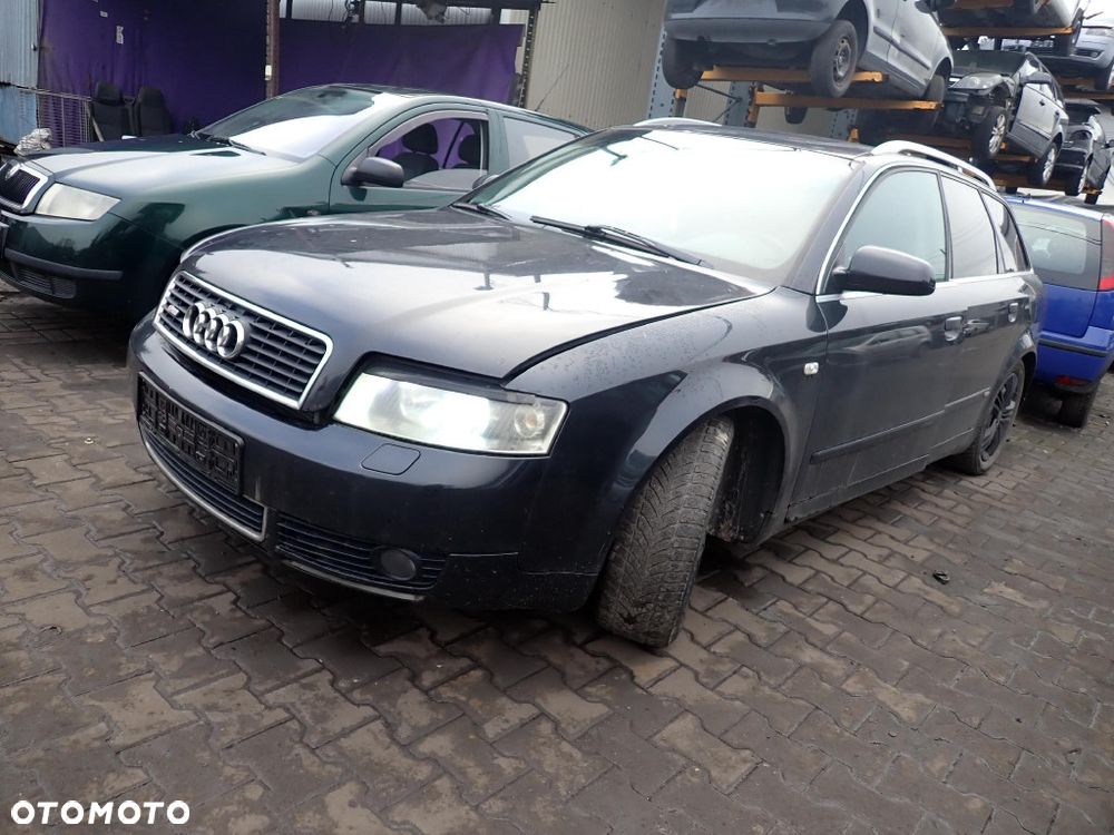 CZĘŚCI - Audi A4 B6 1,9 TDI 130KM AVF FILM KOMBI 6B GBA lakier LŻ9W LZ9W 2003r. INDEX - 9816 - 3
