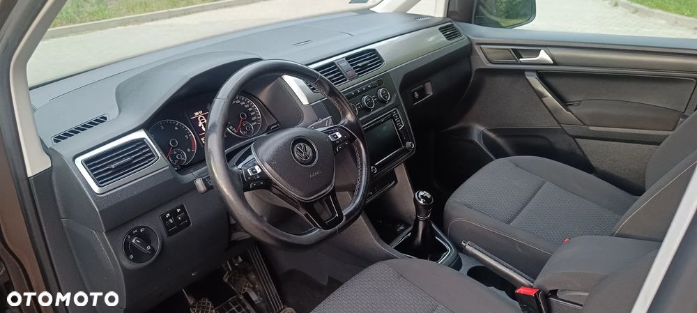 Volkswagen Caddy Maxi 2.0 TDI Highline - 26