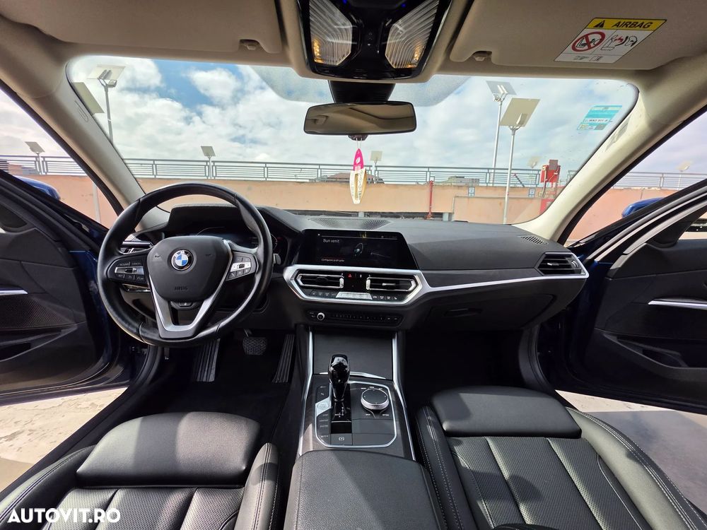 BMW Seria 3 320d xDrive AT MHEV - 26