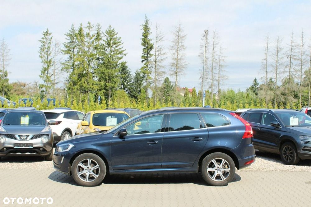 Volvo XC 60 D4 Drive-E Momentum - 4