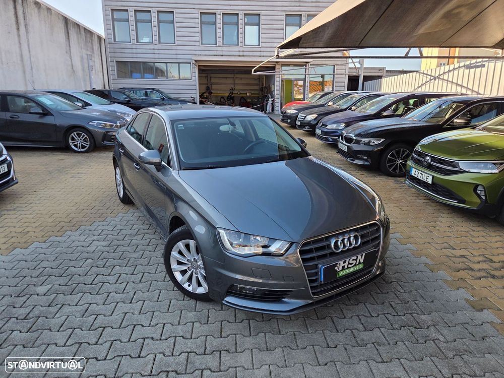 Audi A3 Limousine 1.6 TDI Attraction - 2