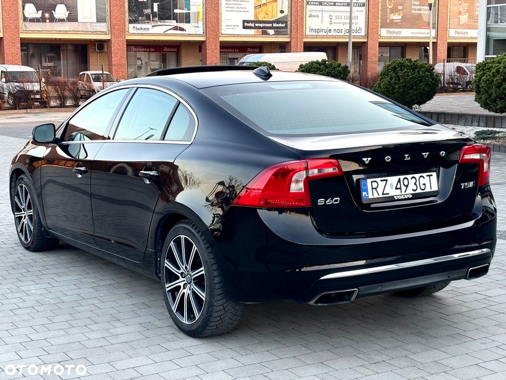 Volvo S60 - 7
