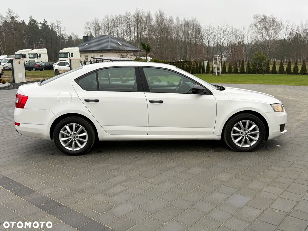 Skoda Octavia 1.6 TDI Solution - 19
