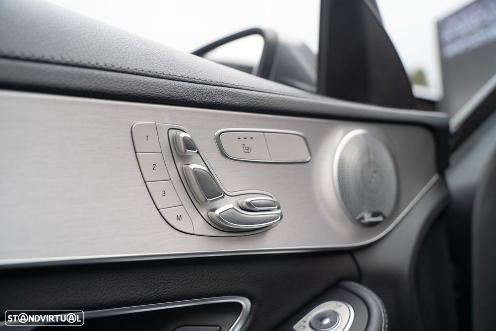 Mercedes-Benz C 200 d AMG Line - 32
