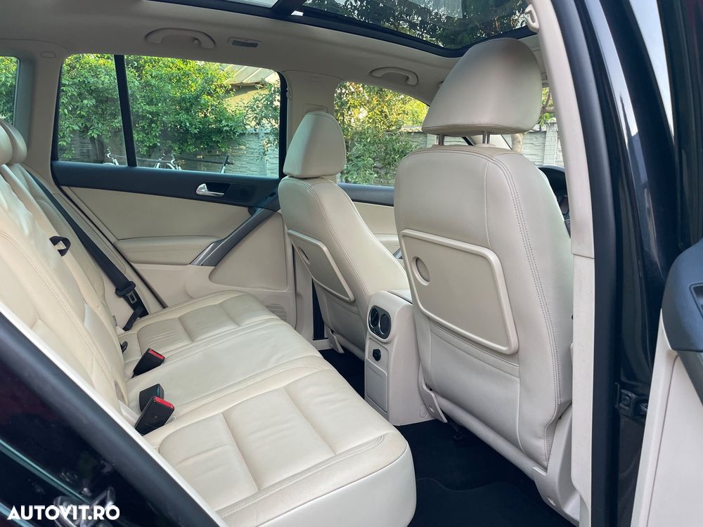Volkswagen Tiguan - 19