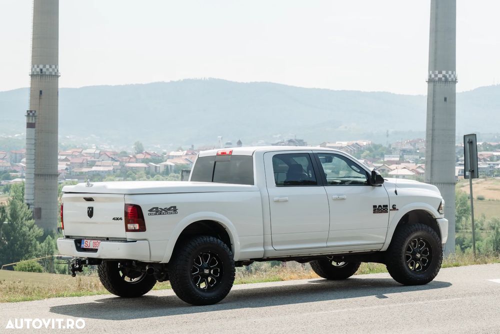 Dodge RAM - 10
