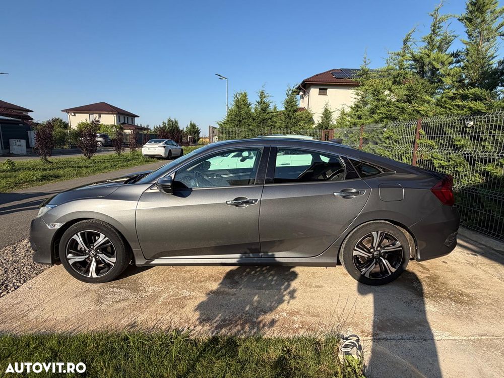Honda Civic 1.5 VTEC Turbo CVT Elegance Navi - 16