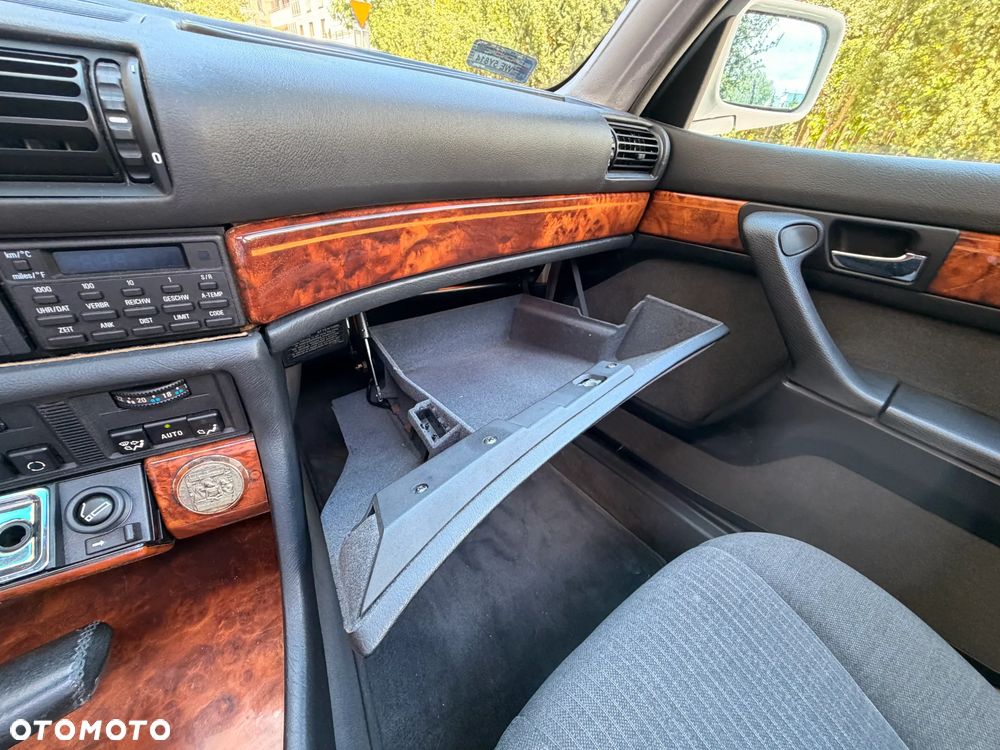 BMW Seria 7 - 25