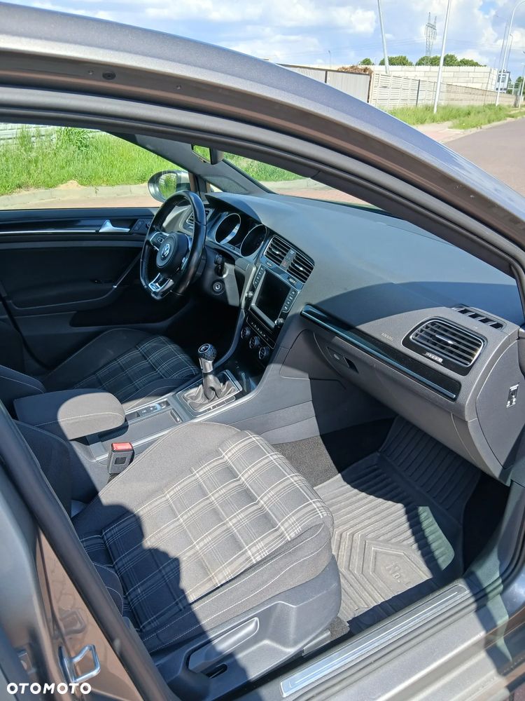 Volkswagen Golf 2.0 TDI BMT GTD - 17