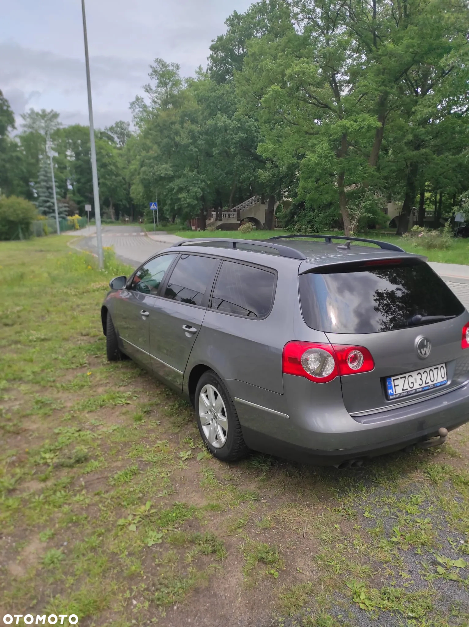Volkswagen Passat 2.0 TDI Comfortline - 6