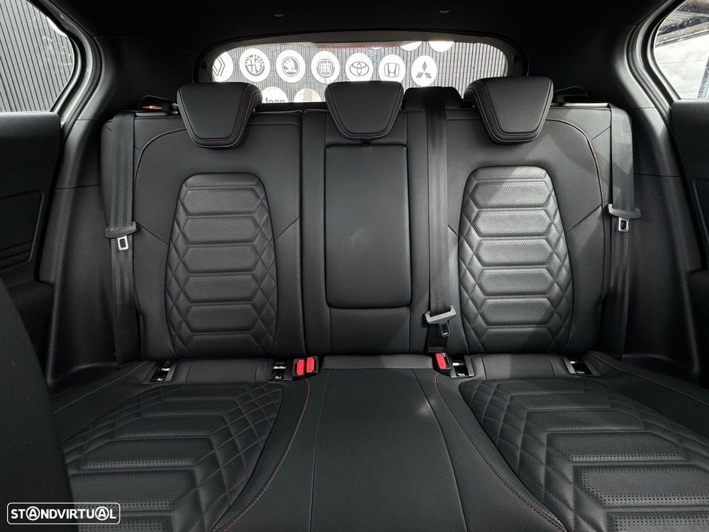 Ford Focus 1.0 EcoBoost MHEV ST-Line X Aut. - 18