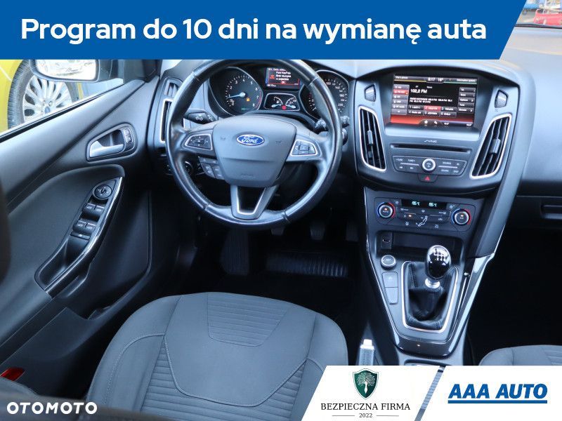 Ford Focus - 9