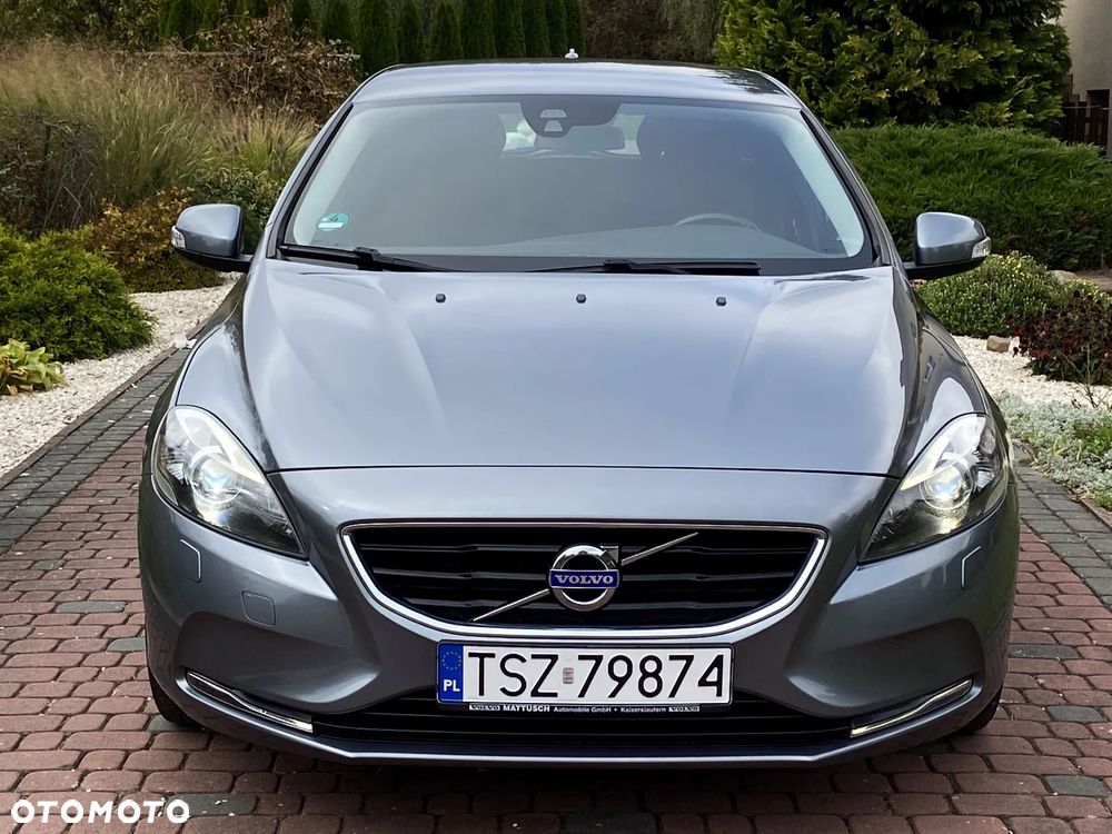 Volvo V40 D2 You - 18