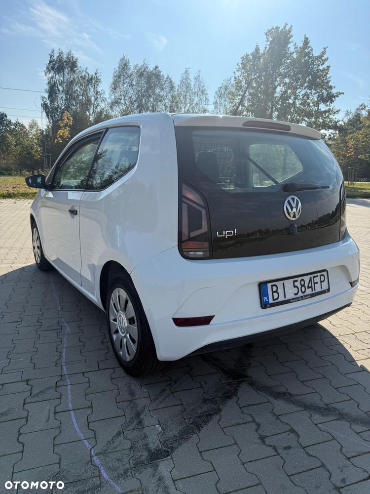 Volkswagen up! 1.0 Beats - 8