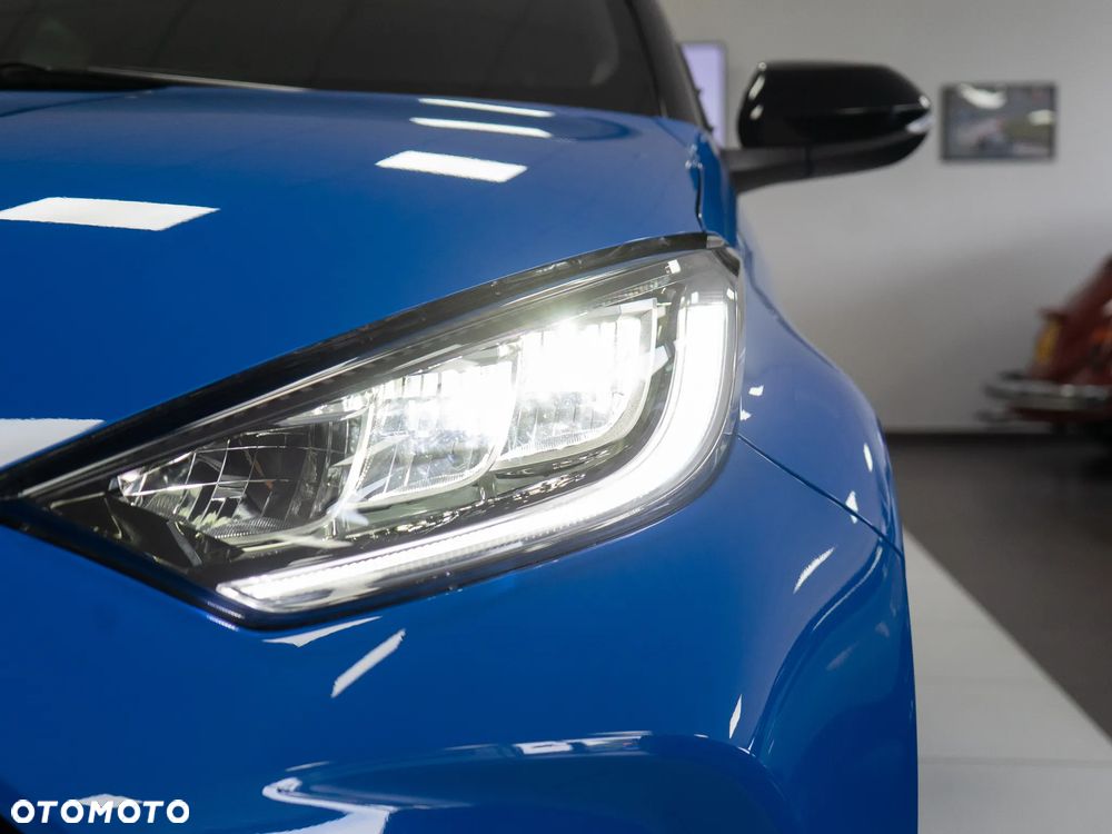 Toyota Yaris - 8