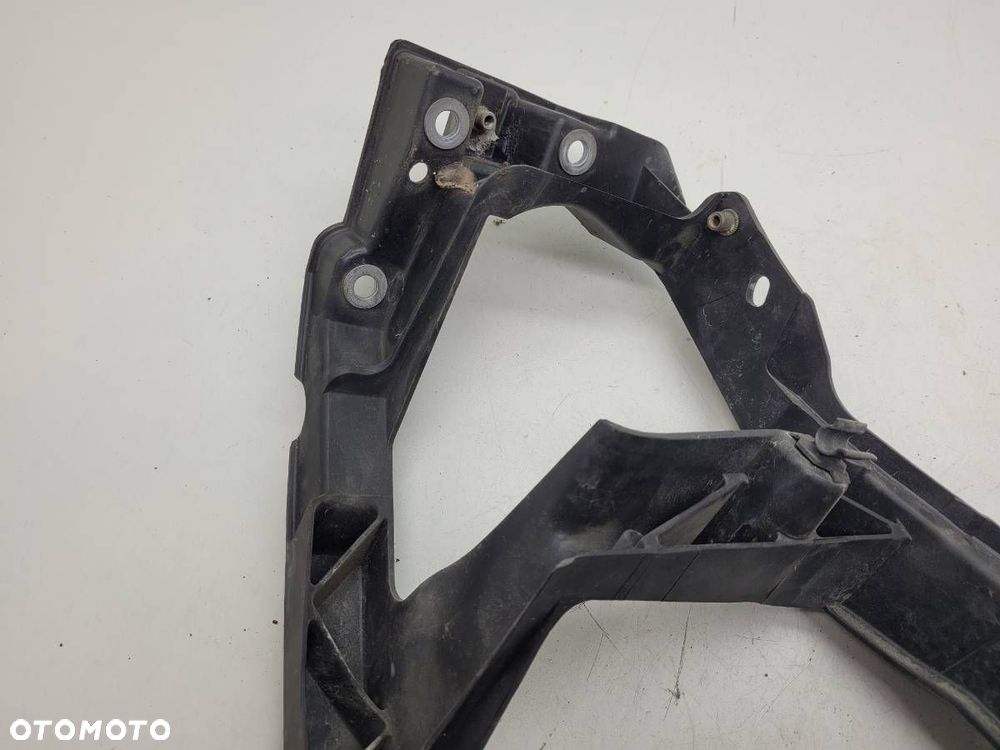 OKULAR REFLEKTORA PRAWY PRZÓD MOCOWANIE LAMPY SMART FORFOUR 454 A4546201001 - 4