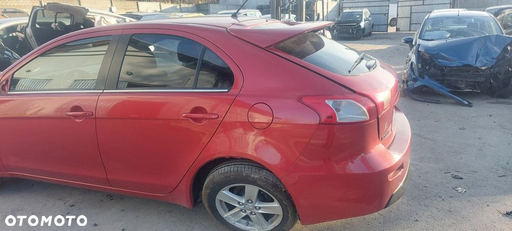 Mitsubishi Lancer x 1,8 wentylator obudowa komplet - 7