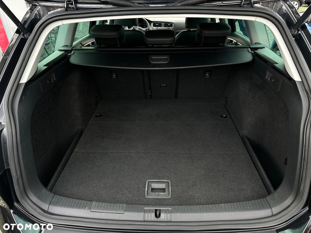 Volkswagen Golf 1.4 TSI BMT Highline - 24