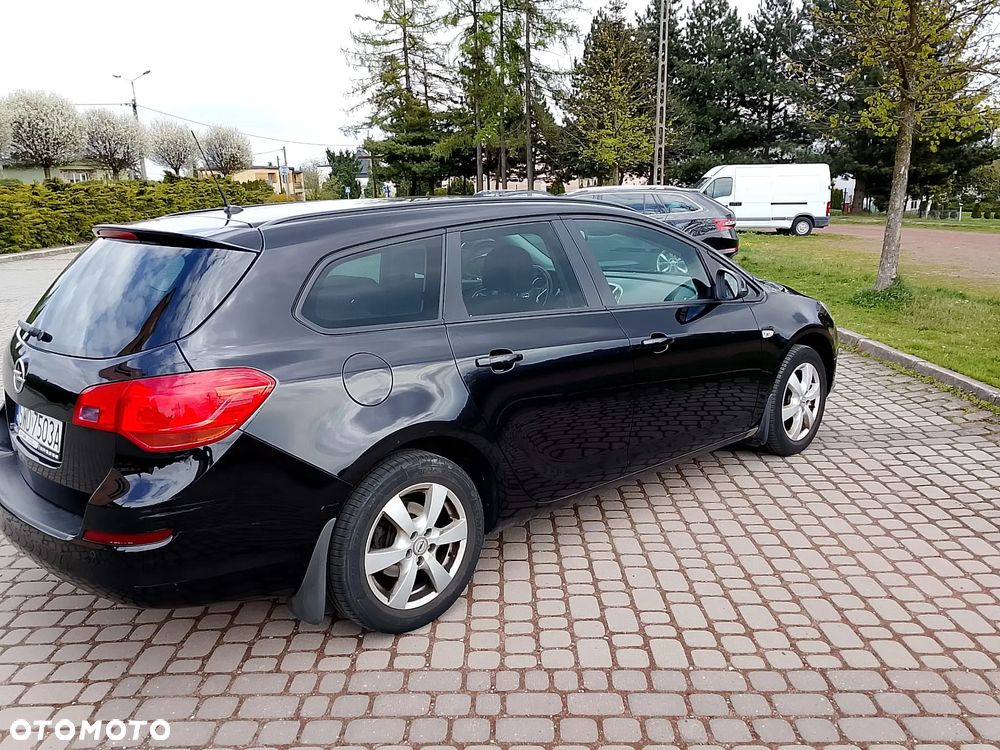 Opel Astra 1.4 Turbo - 8