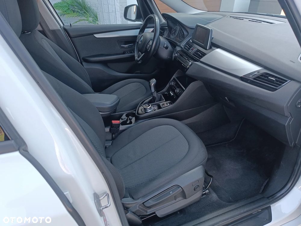 BMW Seria 2 220d GT Advantage - 24