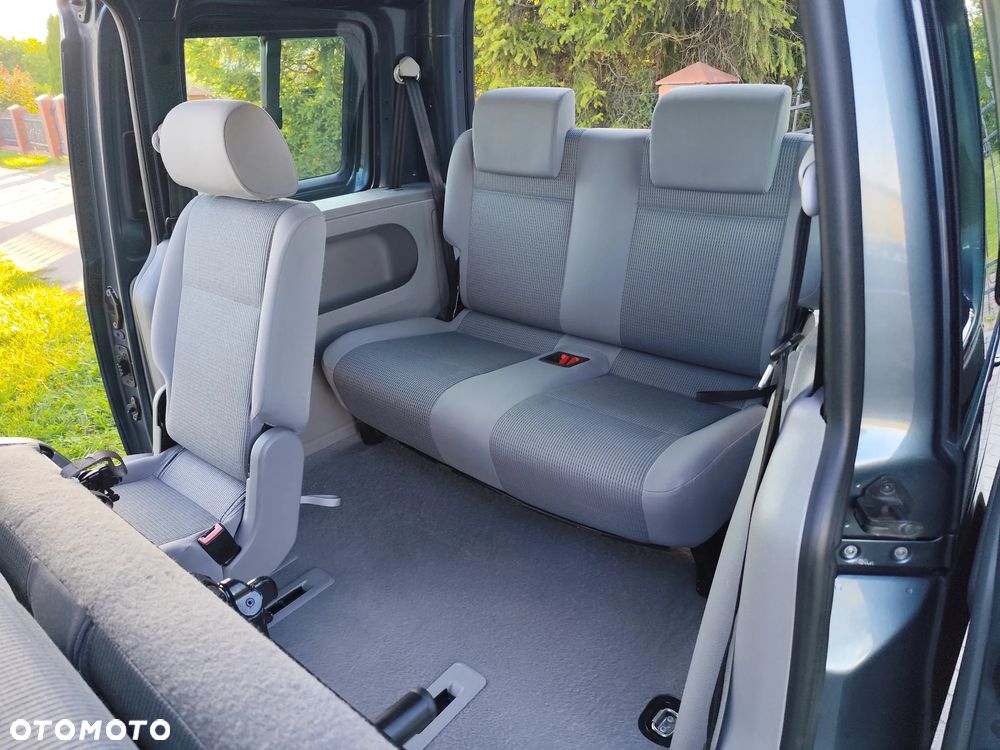 Volkswagen Caddy Life - 22