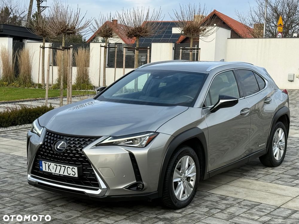 Lexus UX - 11