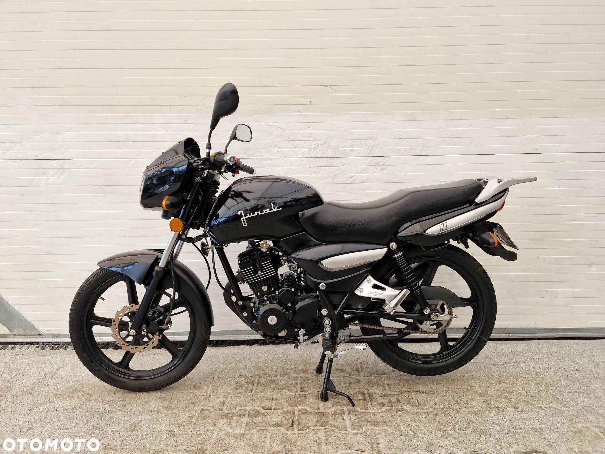 Junak 125 - 1