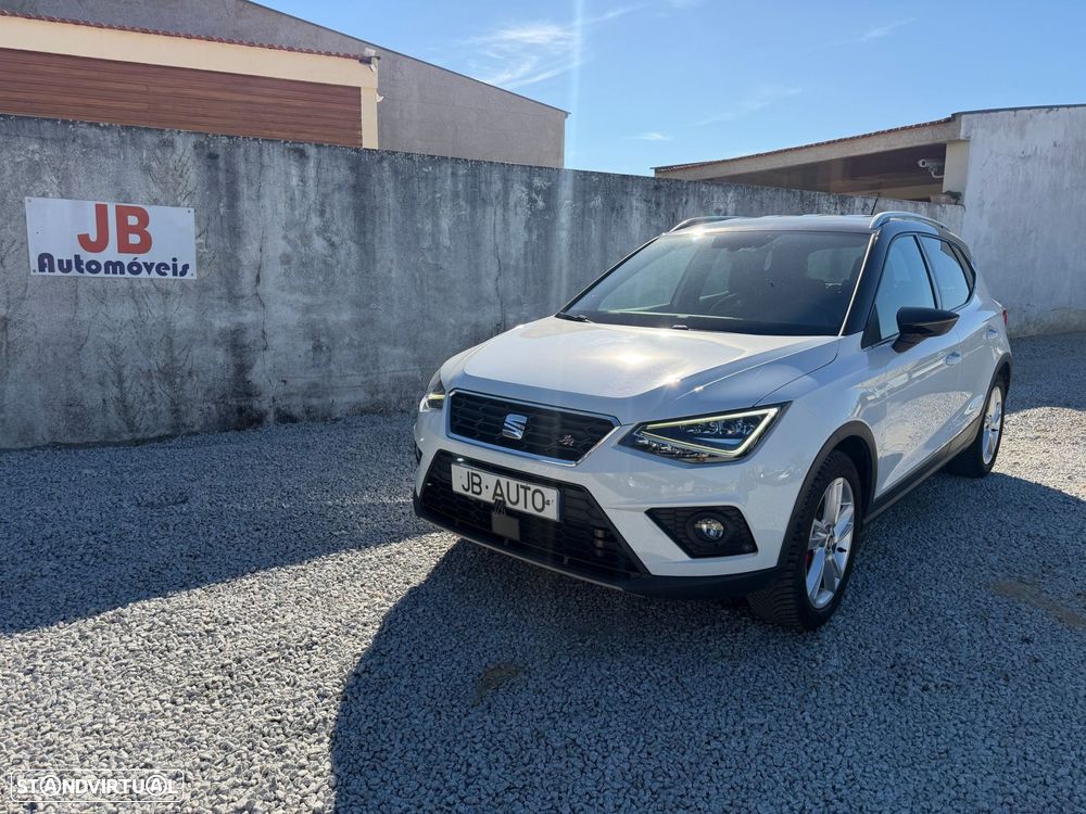 Seat Arona 2021 photo 2