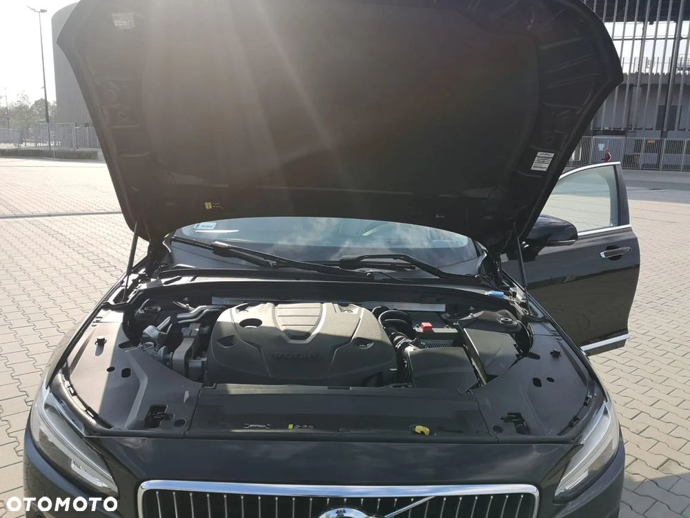 Volvo S90 - 11