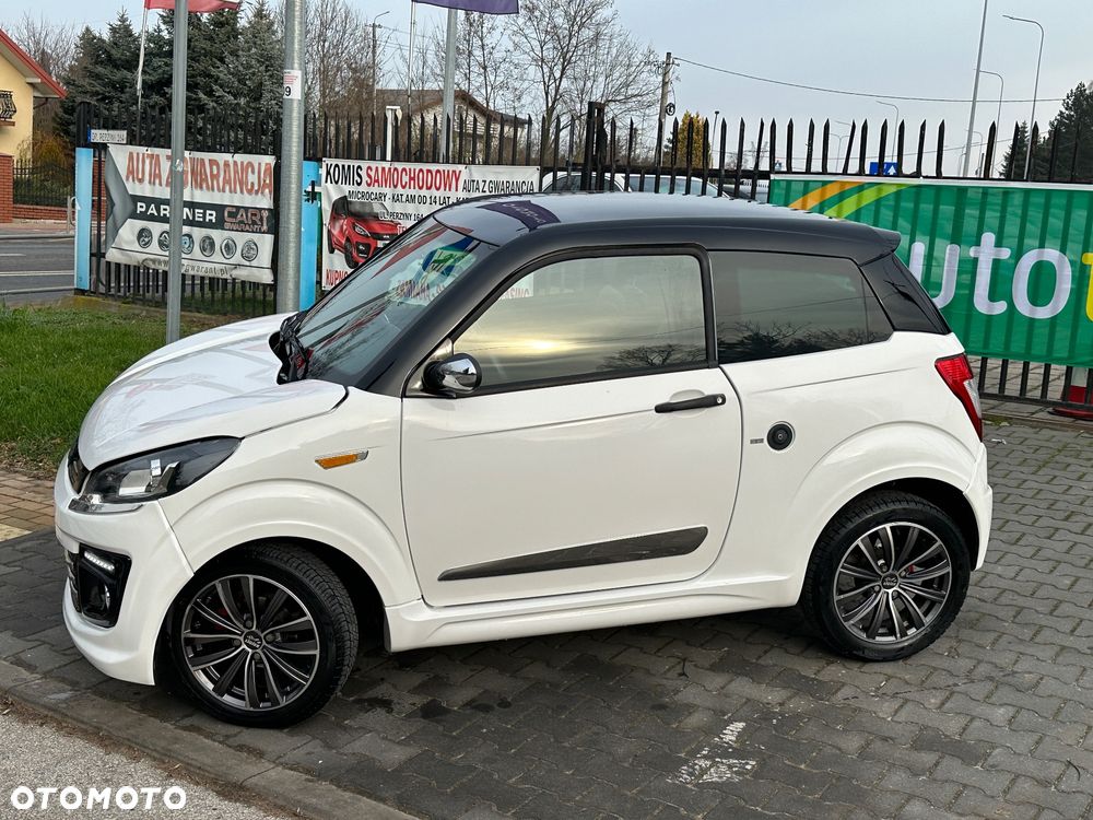 Aixam Crossover - 10