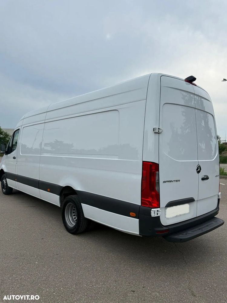 Mercedes-Benz Sprinter - 22